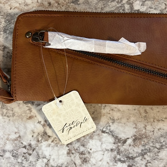 Free people wallet - Picture 2 of 10